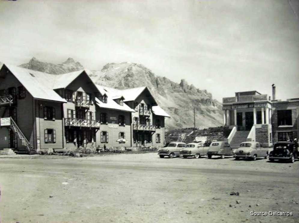 05 Col du Lautaret Hotel des Glaciers I.jpg